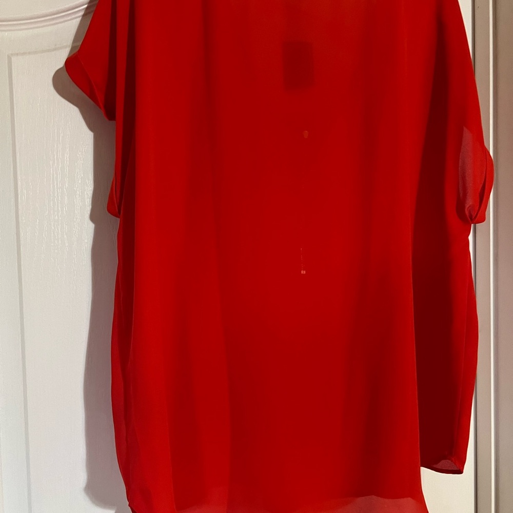 BOLD Elements Red Women's Top with Gold Zipper Size L - Picture 4 of 7